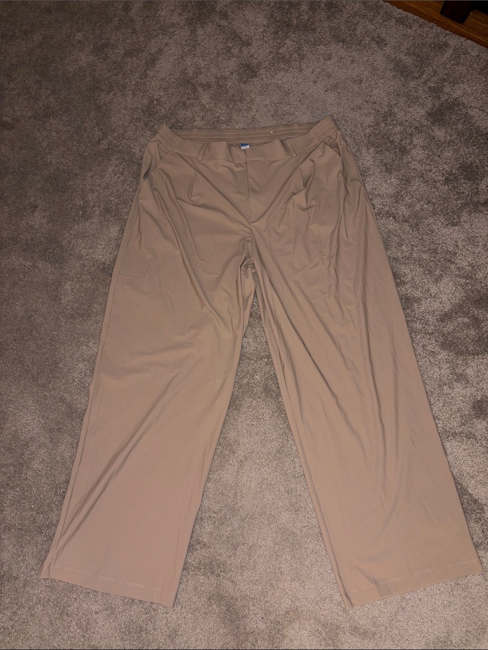Women’s Wide-Leg Sleektech Pants in Tan